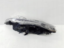 Laden Sie das Bild in den Galerie-Viewer, Frontscheinwerfer Mazda 3 BBM551030 Xenon Rechts Scheinwerfer Headlight SCH1197658666yn