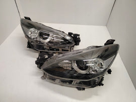 Frontscheinwerfer Mazda 2 D43N-51040 D43N-51030 LED Ein Satz Headlight