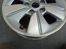 Load image into Gallery viewer, 1x Alufelge 15 Zoll 6.0&quot; 5x114.3 45ET N53501 Nissan Leaf Rim Wheel