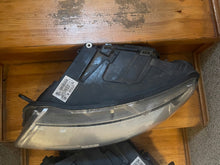 Load image into Gallery viewer, Frontscheinwerfer Audi A6 C6 4F0941003 4F0941004 Ein Stück (Rechts oder Links)