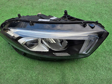 Laden Sie das Bild in den Galerie-Viewer, Frontscheinwerfer Mercedes-Benz W177 A1779064803 LED Rechts Headlight SCH1483190864hj