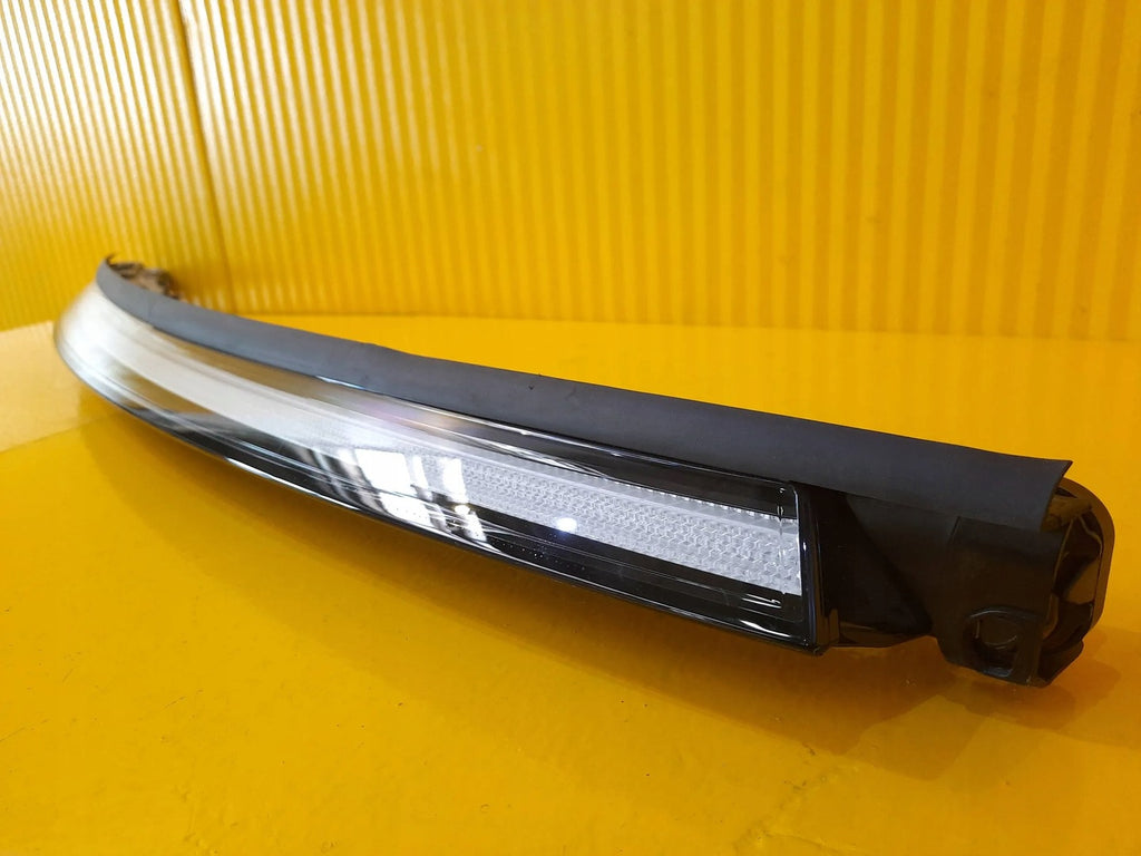 Frontscheinwerfer Mercedes-Benz Eqc A2939061501 LED Rechts oder Links