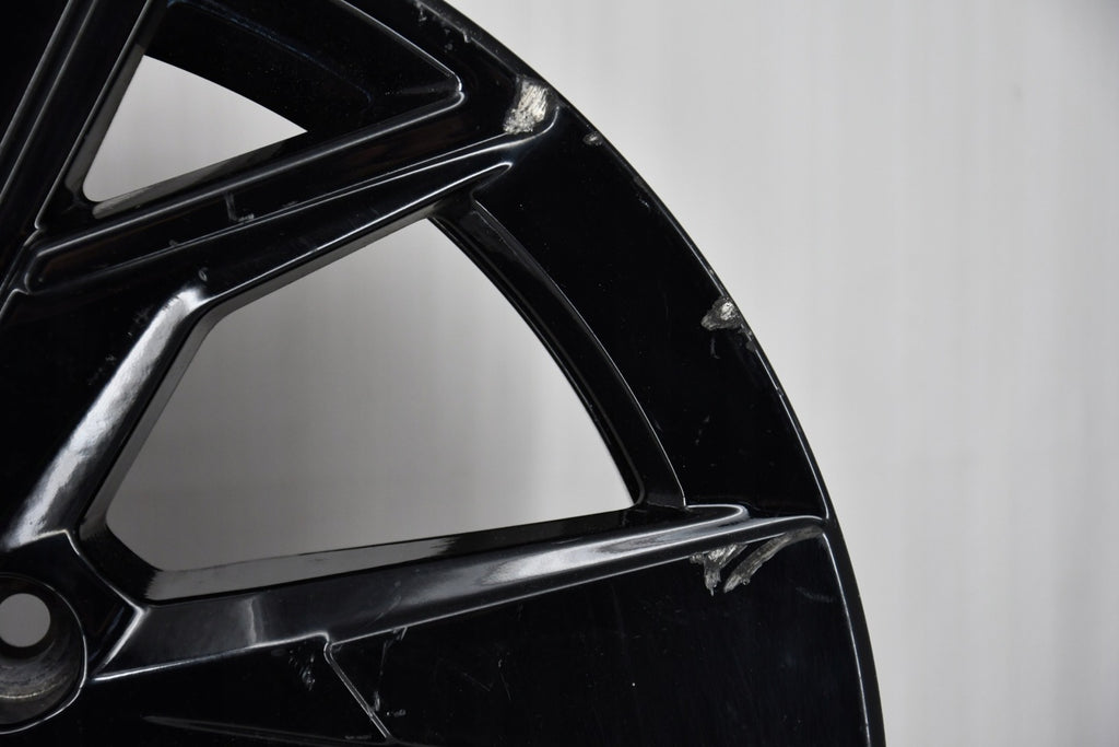 1x Alufelge 17 Zoll 7.5" 5x108 44ET Glanz Schwarz 9843281580 Opel Astra L FEL3357650706qy