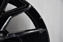 Laden Sie das Bild in den Galerie-Viewer, 1x Alufelge 17 Zoll 7.5" 5x108 44ET Glanz Schwarz 9843281580 Opel Astra L FEL3357650706qy