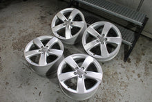 Laden Sie das Bild in den Galerie-Viewer, 4x Alufelge 18 Zoll 7.5" 5x112 37ET Glanz Silber 4G0601025 Audi A6 C7 Rim Wheel FEL7623967221od
