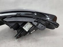 Laden Sie das Bild in den Galerie-Viewer, Frontscheinwerfer Renault Clio I 5 260600149R LED Links Scheinwerfer Headlight SCH4988176274ey