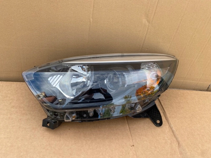 Frontscheinwerfer Renault Captur I 260607817R Links Scheinwerfer Headlight