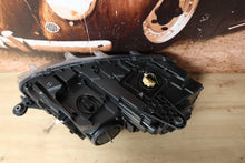 Laden Sie das Bild in den Galerie-Viewer, Frontscheinwerfer Skoda Octavia III 5E1941015B Xenon Links Headlight SCH4729499721tw