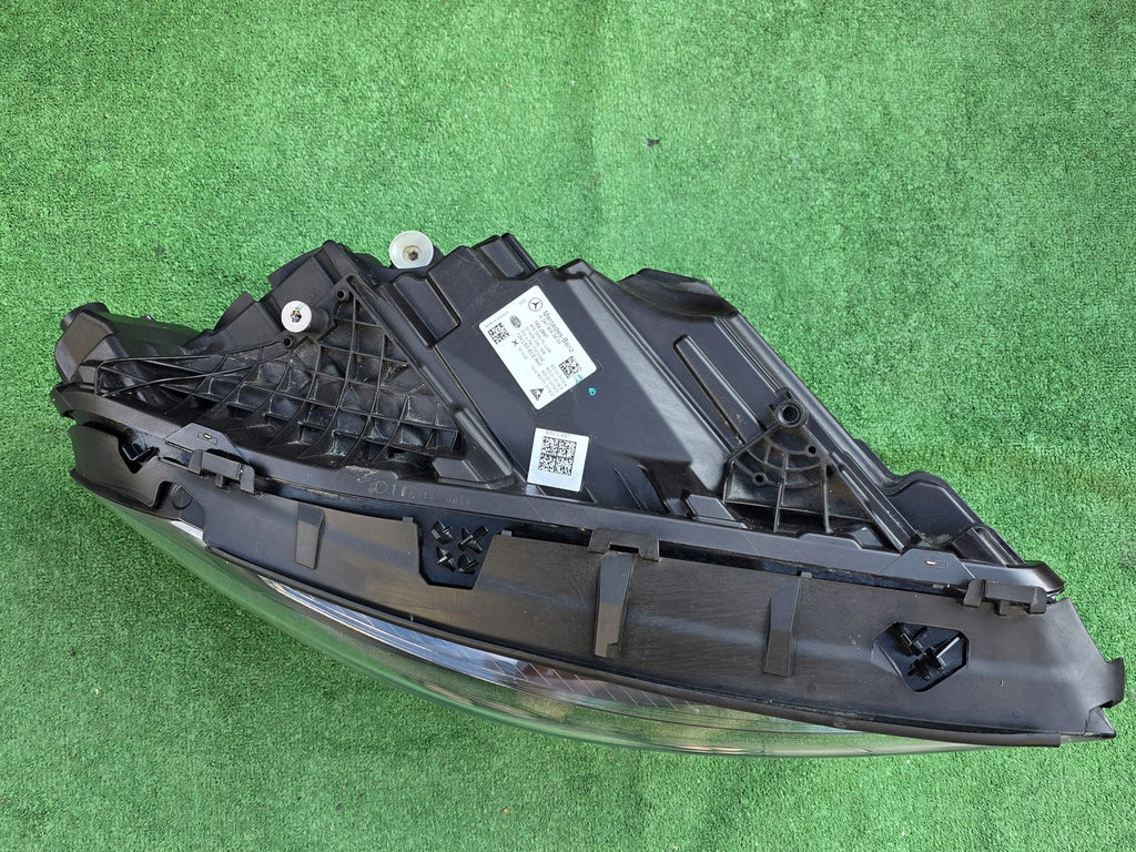 Frontscheinwerfer Mercedes-Benz W247 A2479063604 Full LED Rechts Headlight SCH6901189154el