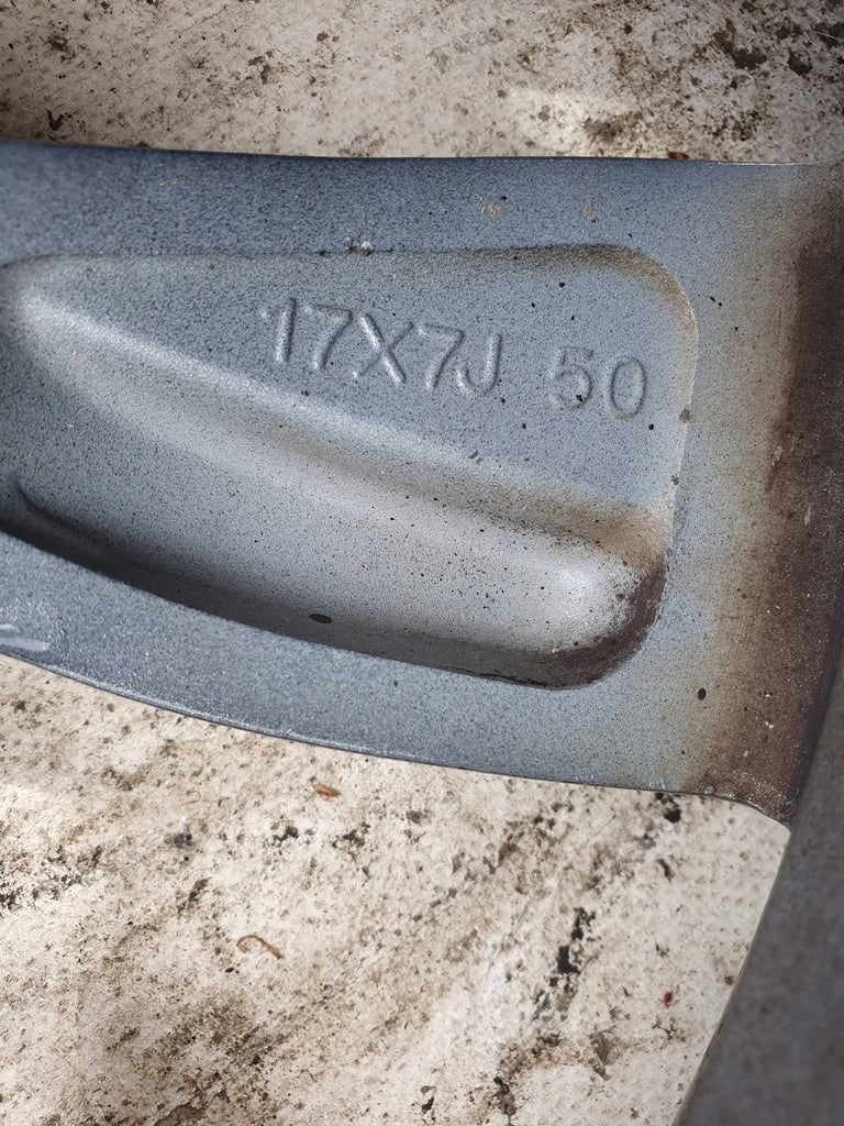 1x Alufelge 17 Zoll 7.0" 5x114.3 50ET HL46811 Honda Civic Rim Wheel