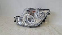 Laden Sie das Bild in den Galerie-Viewer, Frontscheinwerfer Mercedes-Benz A9608200639 Xenon Links Scheinwerfer Headlight