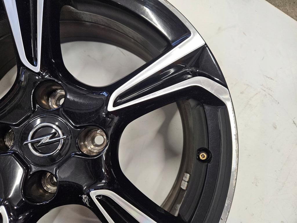 1x Alufelge 17 Zoll 7.0" 4x108 38ET 39182183 Opel Corsa F Rim Wheel