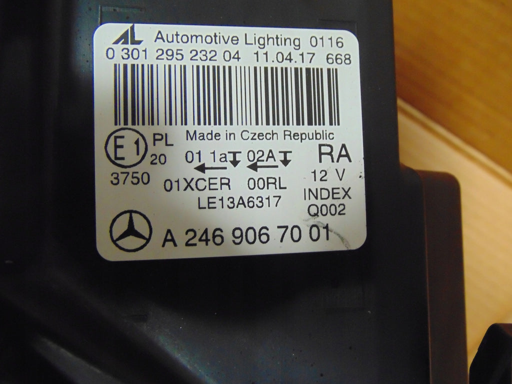 Frontscheinwerfer Mercedes-Benz A2469067001 LED Rechts Scheinwerfer Headlight