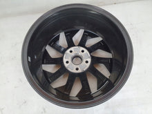 Laden Sie das Bild in den Galerie-Viewer, 1x Alufelge 17 Zoll 7.0&quot; 5x112 45ET 57A601025AB Skoda Karoq Rim Wheel