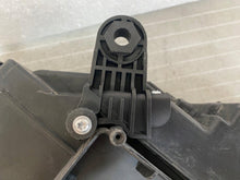 Laden Sie das Bild in den Galerie-Viewer, Frontscheinwerfer Seat Ateca 576941007D LED Ein Stück (Rechts oder Links) SCH4080282670bc