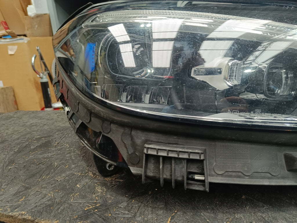 Frontscheinwerfer Mercedes-Benz W206 A2069064803 LED Rechts Headlight SCH5262183433ob