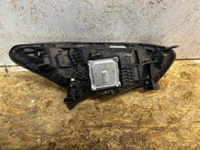 Load image into Gallery viewer, Frontscheinwerfer Renault Captur I 260606152R LED Links Scheinwerfer Headlight SCH9371314632gc