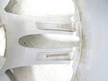 Laden Sie das Bild in den Galerie-Viewer, 1x Alufelge 18 Zoll 8.0&quot; 5x120 52ET 7852490 BMW 1 F21 F20 Rim Wheel