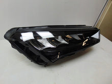 Laden Sie das Bild in den Galerie-Viewer, Frontscheinwerfer Skoda Enyaq 5LB941016F LED Rechts Scheinwerfer Headlight