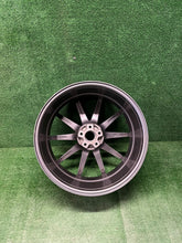 Laden Sie das Bild in den Galerie-Viewer, 1x Alufelge 20 Zoll 8.5" 5x108 47 5ET Glanz Schwarz 32243396 Volvo Rim Wheel FEL2312707301ju