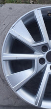 Load image into Gallery viewer, 1x Alufelge 17 Zoll 6.5" 5x100 Glanz Silber 658601025C Skoda Scala Kamiq FEL9863854686zk