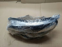 Laden Sie das Bild in den Galerie-Viewer, Frontscheinwerfer Peugeot Expert Traveller 9808573580 Links Headlight SCH2435256008es