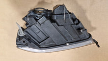 Laden Sie das Bild in den Galerie-Viewer, Frontscheinwerfer Audi A6 C5 14847300 Links Scheinwerfer Headlight SCH8688271498yi
