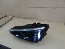 Laden Sie das Bild in den Galerie-Viewer, Frontscheinwerfer Skoda Scala 657941015A Links Scheinwerfer Headlight SCH7766552291he