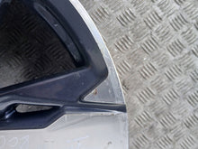 Laden Sie das Bild in den Galerie-Viewer, 1x Alufelge 18 Zoll 5x108 49ET 9811635077 Peugeot 5008 Ii Rim Wheel FEL9661797106ur