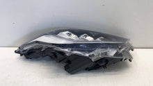 Laden Sie das Bild in den Galerie-Viewer, Frontscheinwerfer Toyota 4 Yaris Links Scheinwerfer Headlight SCH6113968767sj