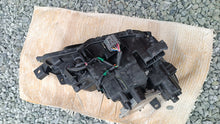 Laden Sie das Bild in den Galerie-Viewer, Frontscheinwerfer Mazda Cx-30 DGL2-67890 Links Scheinwerfer Headlight SCH5666125166iv