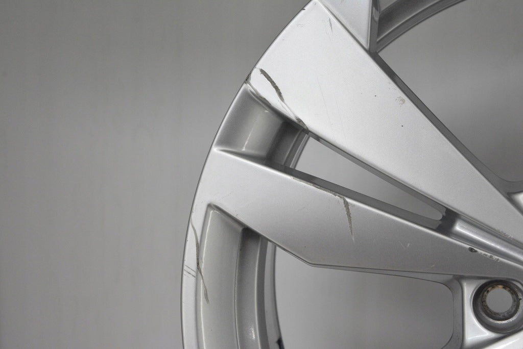 1x Alufelge 18 Zoll 7.5" 5x112 50ET Glanz Silber 10A071498 Vw Rim Wheel FEL5489522021vk