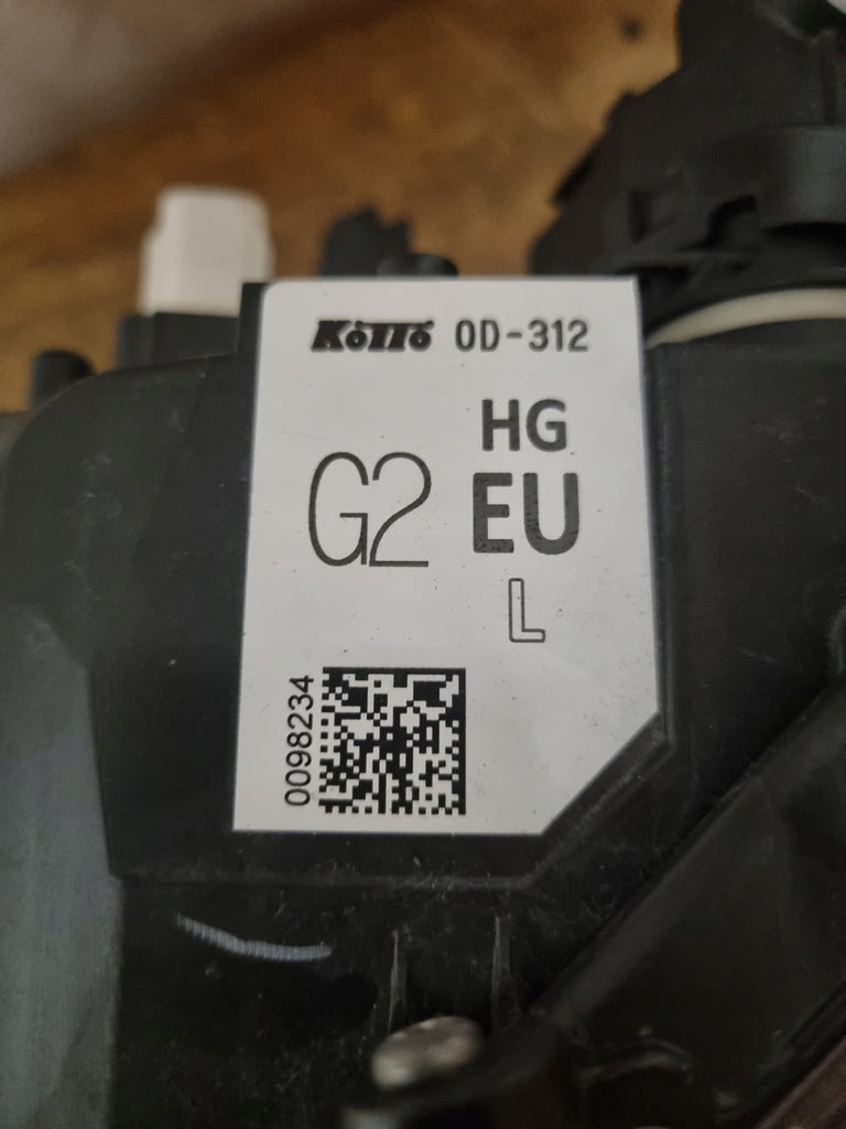 Frontscheinwerfer Toyota Yaris Cross LED Links Scheinwerfer Headlight SCH1692535149zr