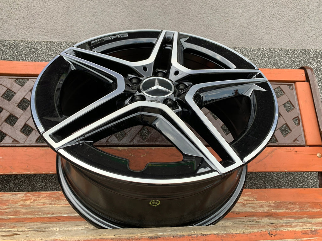 1x Alufelge 18 Zoll 7.5" 5x112 49ET Glanz Schwarz A1774011500 Mercedes-Benz W177