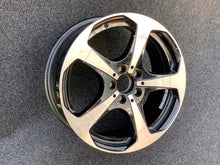 Laden Sie das Bild in den Galerie-Viewer, 1x Alufelge 18 Zoll 7.5" 5x112 44ET A2054014600 Mercedes-Benz Coupe Rim Wheel FEL3735025273ye