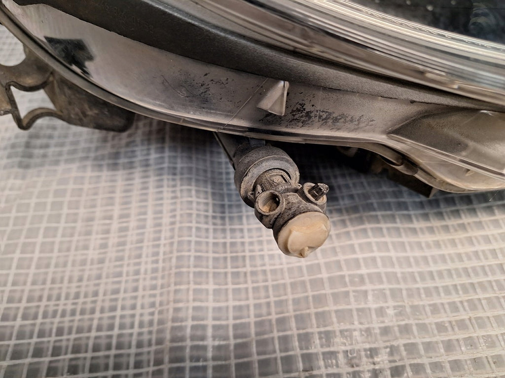 Frontscheinwerfer Mercedes-Benz W246 2468204061 Rechts Scheinwerfer Headlight SCH3755920566xn
