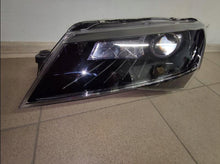 Laden Sie das Bild in den Galerie-Viewer, Frontscheinwerfer Skoda Superb III 3V1941015 Xenon Links Scheinwerfer Headlight