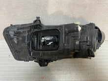 Laden Sie das Bild in den Galerie-Viewer, Frontscheinwerfer Mercedes-Benz W177 A1779064803 Full LED Rechts Headlight SCH6848590486sc