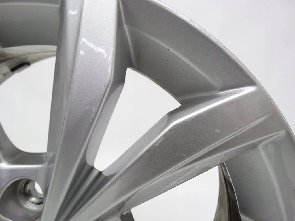 1x Alufelge 15 Zoll 5.5" 5x100 40ET Glanz Silber 2G0601025 VW Polo Rim Wheel FEL3809874479ir