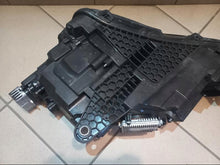 Laden Sie das Bild in den Galerie-Viewer, Frontscheinwerfer Skoda Superb III 3V1941016D Full LED Rechts Headlight