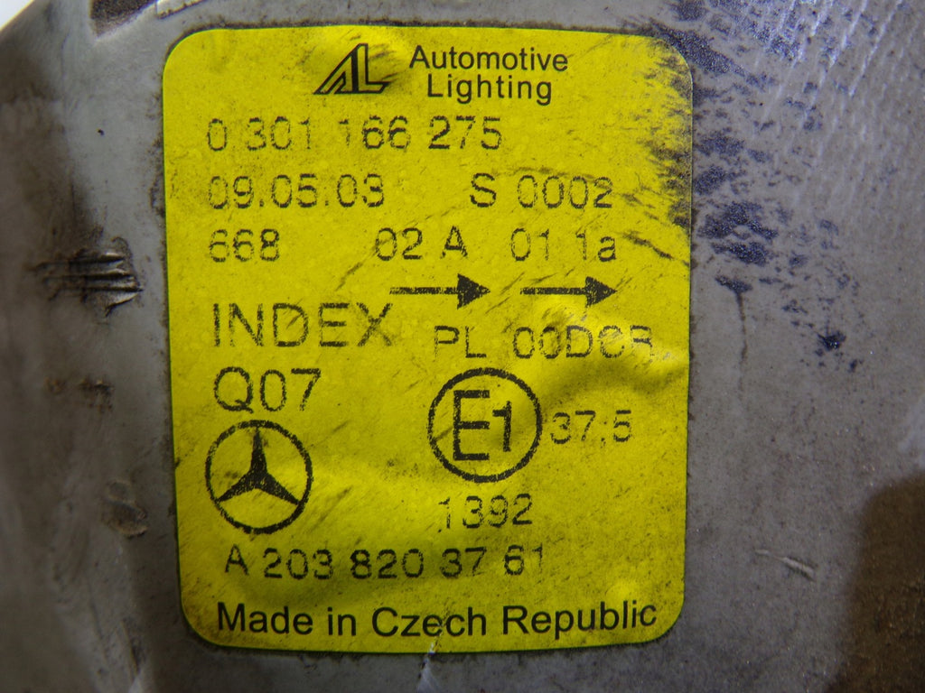Frontscheinwerfer Mercedes-Benz W203 A2038203761 Xenon Links Headlight SCH9659134308qv