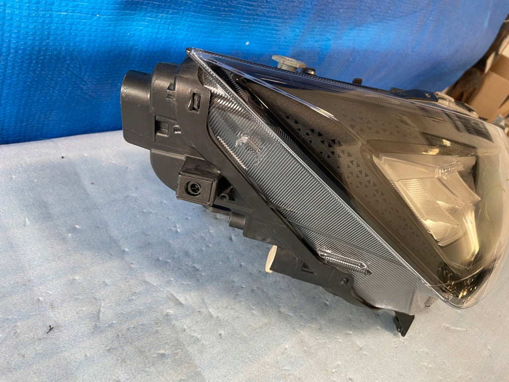 Frontscheinwerfer Seat Ibiza I V 6F1941006F LED Rechts Scheinwerfer Headlight SCH9649599839jm