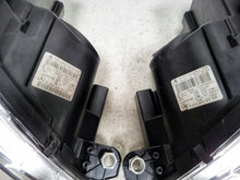 Laden Sie das Bild in den Galerie-Viewer, Frontscheinwerfer Mercedes-Benz W204 A2048202961 A2048200159 Xenon Ein Satz SCH5509218011yg