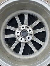 Laden Sie das Bild in den Galerie-Viewer, 4x Alufelge 17 Zoll 7.5" 5x112 27ET Glanz Silber BMW G31 G30 Rim Wheel FEL6256012178la