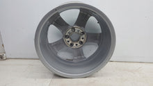 Laden Sie das Bild in den Galerie-Viewer, 1x Alufelge 17 Zoll 7.0" 5x112 51ET Glanz Silber A4474014800 Mercedes-Benz Vito FEL4839832722xb