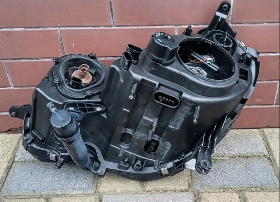 Frontscheinwerfer Mercedes-Benz W211 Rechts Scheinwerfer Headlight SCH8304203976bx