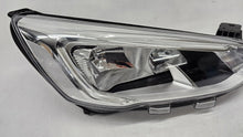 Laden Sie das Bild in den Galerie-Viewer, Frontscheinwerfer Ford Focus JX7B-13W029-AE LED Rechts Scheinwerfer Headlight