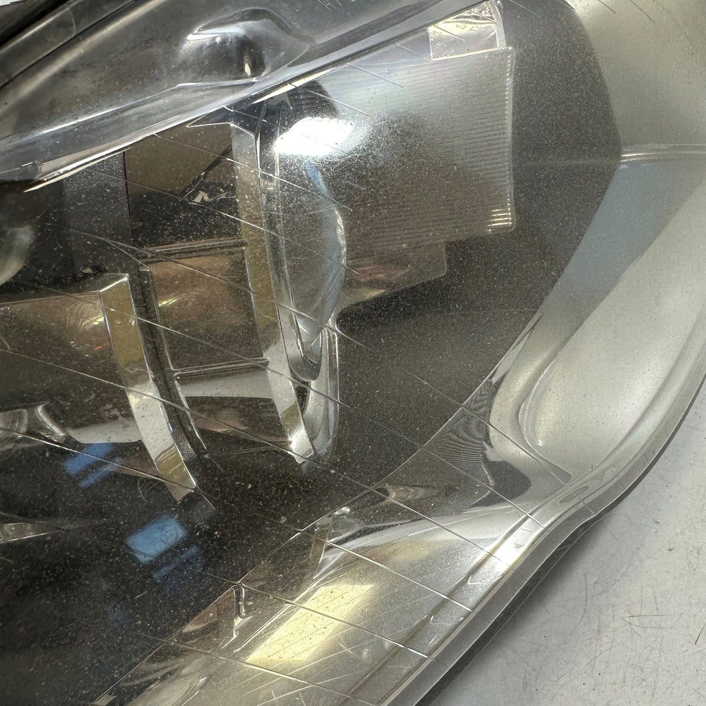 Frontscheinwerfer Audi A4 1305236055 Xenon Rechts Scheinwerfer Headlight SCH2820337471lk