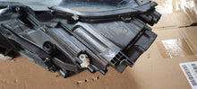 Load image into Gallery viewer, Frontscheinwerfer Audi A6 C8 4K0941034 LED Rechts Scheinwerfer Headlight