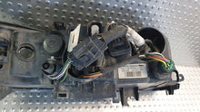 Laden Sie das Bild in den Galerie-Viewer, Frontscheinwerfer Volvo Xc70 V70 II 30698835 Links Scheinwerfer Headlight